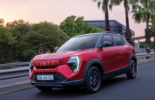 Mahindra XUV 3XO REVX