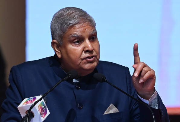 जगदीप धनखड़ का इस्तीफा