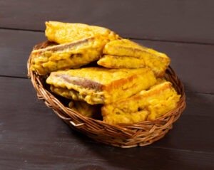 Monsoon Snacks With Chai