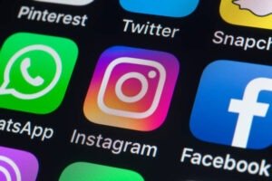 Instagram Reposting