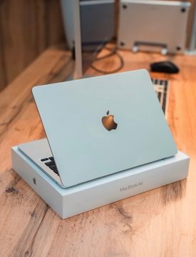 Apple Discontinues MacBook Air M3