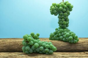 12 Grapes Under the Table Rules