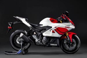 Yamaha R25 R3 New Colour Options 2026