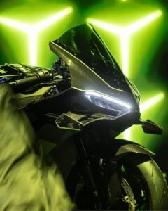 ducati-panigale-v4-lamborghini