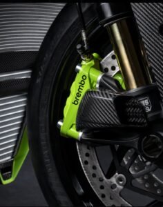 ducati-panigale-v4-lamborghini