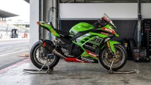 Kawasaki Ninja 300